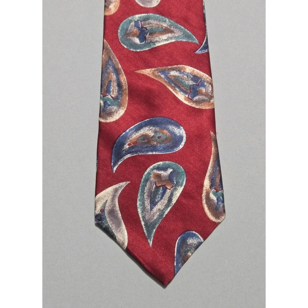 Cambridge Classics Paisley Italian Silk Necktie Red Blue Gold 3.5x68